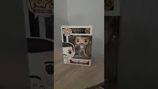 QUEEN FREDDIE MERCURY QUEEN