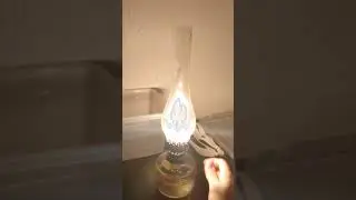 Небольшая демонстрация керосиновой лампы / Little demo of a kerosene lamp