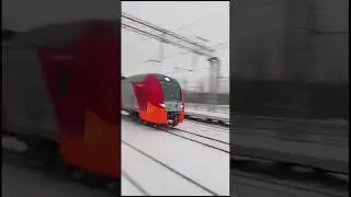 ЭС1П-007 по Сиверской ,снимал 