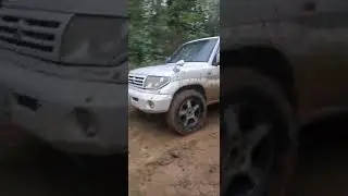 pajero io