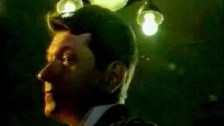 Валерий Брюсов. Я — мотылёк ночной. Послушно...