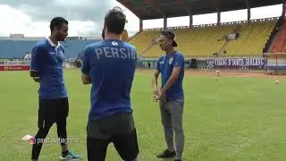 Jahilnya MARCOS FLORES kepada rekan satu tim nya di PERSIB