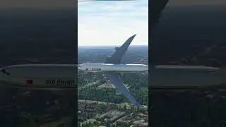 747 LANDING at Warsaw Airport is NUTS #shorts #aviation #shortsviral #planespotting #avgeek