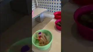Общественная баня ,да и там все ходят голышом )Парятся ,отдыхают и хорошо проводят время