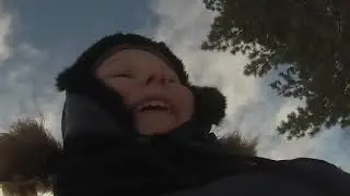 С горки на ватрушке