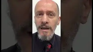Il tatuatore, se è bravo, sa cose che il cliente non può sapere. 