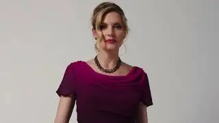 Luna svečana haljina sa modnim dodacima
