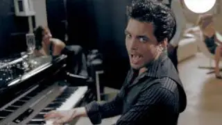 Waylon - Hey (official video)