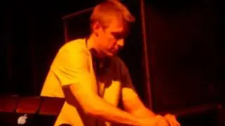 Diplo - Coachella 2008 - Paper Planes - Front Row - M.I.A. Comes Out On Stage!