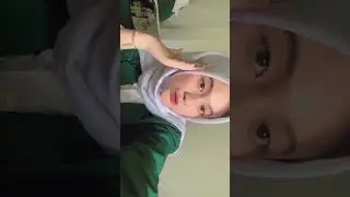 CEWEK HIJAB CANTIK KENTUT DI RUANG KELAS PAGI MULES