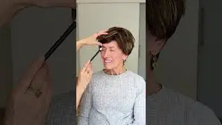 Doing My Mum's MakeUp! 💘 💄 #LisaEldridge #MumMakeUp #MakeUpTutorial #YoutubeShorts