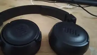 накладные Bluetooth наушники  JBL T 460 BT попали в воду во время воспроизведения музыки