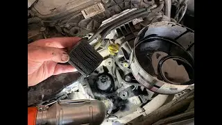 Ford Kuga 2011 2.0 Diesel Oil Filter Replacement