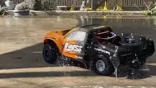Losi Baja Rey wet dream!! #losibajarey #traxxas #teamlosiracing #rccommunity #rcbasher