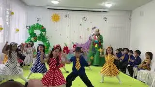 8-ші Наурыз ертеңгілік. Би. Танец