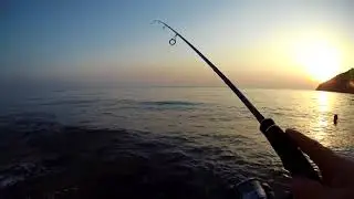 Рыбалка на черном море   Rockfishing Black Sea