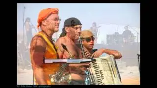 מצגת מסיבה במדבר בחאן בארותיים אוקטובר 2012 Rhythm in the Desert