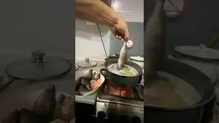 Ловим окуней за хвосты на кухне😳 