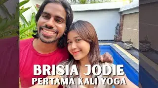 Yoga bersama Brisia Jodie