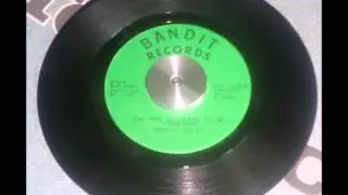 RARE SOUL 45 - Johnny Davis - You Got To Crawl To Me