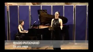 Biagio Putignano - Da una crepa