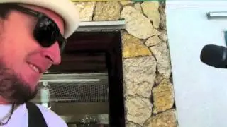 Lucky Dub - Street Performing in the Bahamas