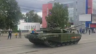Нижний Тагил. 12 сентября 2020. День танкиста. Парад военной техники.
