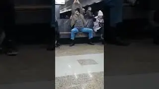 Метро, Есенин, снимаем стресс))