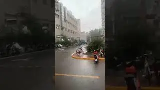 Rain rain #trending #funny #china#beijing