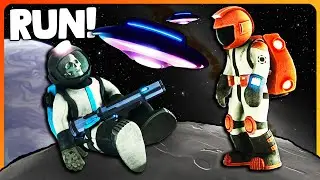 If RAFT SURVIVAL was IN SPACE! Building a Spaceship from Trash in Space Trash Scavenger