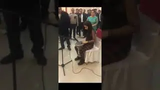Arabik Azərbaycanli az yaşli qiz zərbdə Cox möhtəşəm