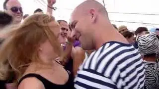 Proposal on the Garden Boat Party