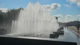 Поющие фонтаны Санкт-Петербурга.