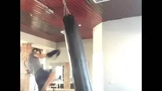 Работа на груше. Тайский бокс. Muay thai