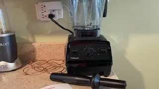 Vitamix Explorian Blender, Professional Grade, 64 oz  Low Profile Container Review