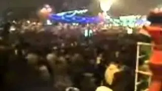 Участники акции оставляют Октябрьскую площадь
