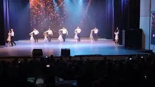 Танец пап с дочками