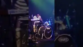 Pale (live)