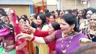 शादी में बहुत ही खूबसूरत कुमाऊनी महिलाओं द्वारा ।। डांस..2023