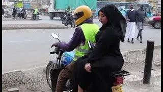 Gabdhaha Soomaalida oo Dhib ku Qabo Raacida Mootada
