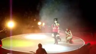 Natalia Oreiro - Tu Veneno(in Saratov 16.12.14)