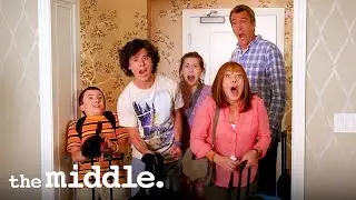 The Hecks Get a Disney Hotel Suite | The Middle