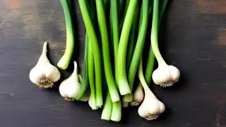 Закончил убирать стрелки #чеснок #овощи #garlic