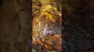 Roasted chicken with potatoes#india#food#youtubeshorts#america#uk#fyp#westindies#yummy#tasty#foodie