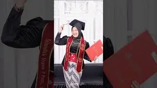 graduation with family 