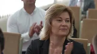 Подписание соглашения об установлении побратимских отношений между  Сухумом и Донецком