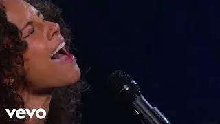 Alicia Keys - If I Ain't Got You (Piano & I: AOL Sessions +1)