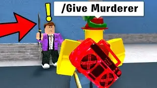 FAKE OWNER Giving MURDERER To RANDOM PLAYERS in ROBLOX MURDER MYSTERY 2...