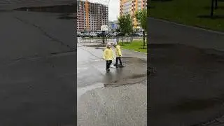 Когда нет лета 😂 #двойняшки #двойняшкиалиевы