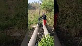 Переход над речкой-говнотечкой